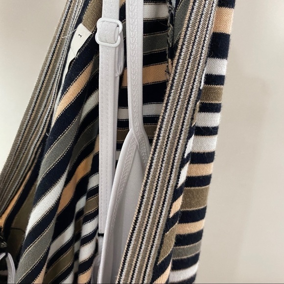 Karen Millen Asymmetrical Ruffle Fitted Dress - Picture 10 of 12